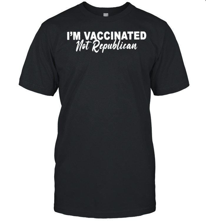 I’m vaccinated not republican shirt Classic Men's T-shirt