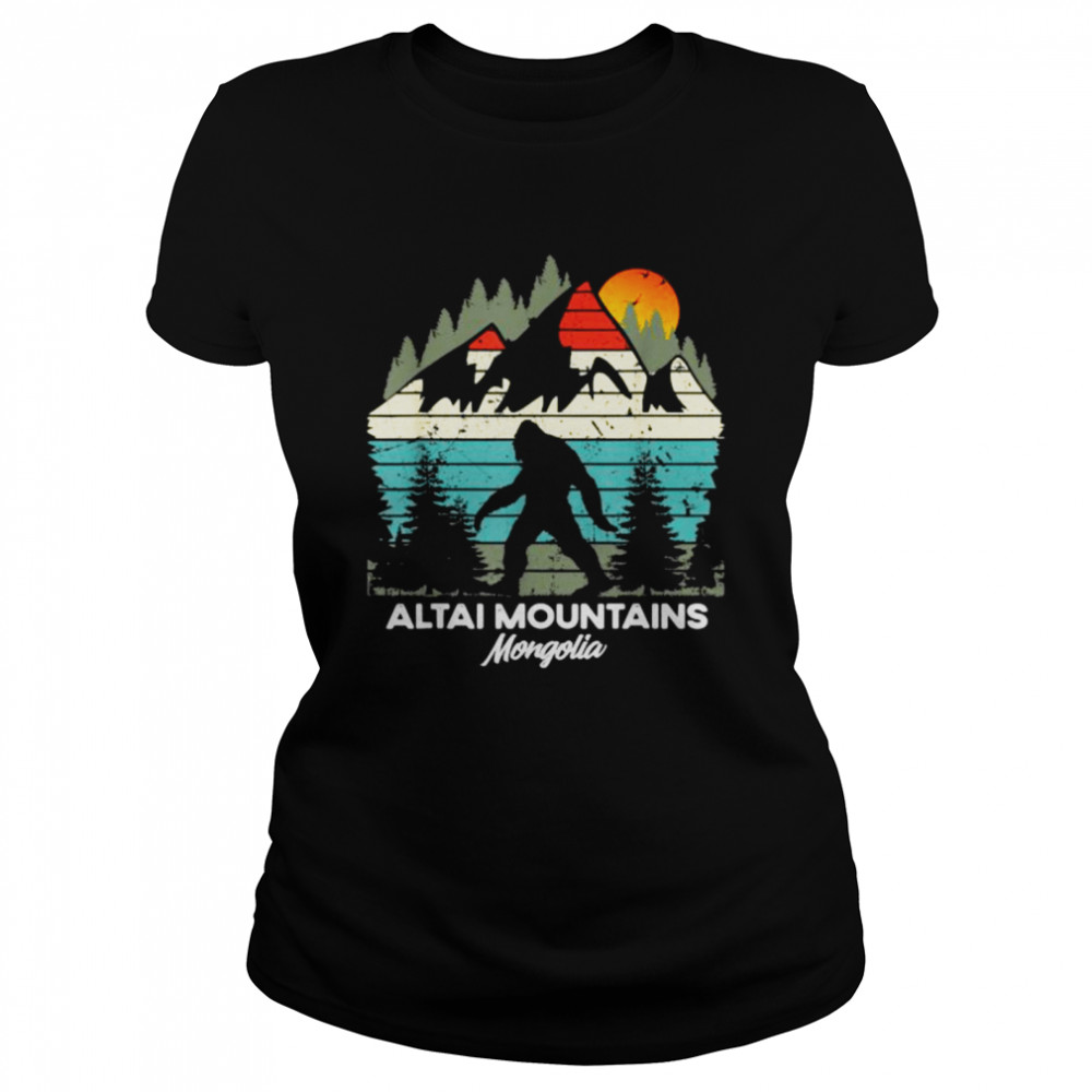 Altai Mountains Mingolia Bigfoot Hiking Sunset Vintage T- Classic Women's T-shirt