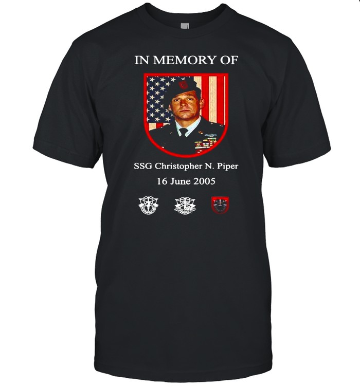 American Flag In Memory Of Ssg Christopher N. Piper 16 June 2005 T-shirt Classic Men's T-shirt