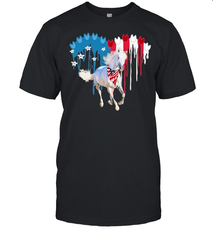 Love Heart American Flag Horse  Classic Men's T-shirt