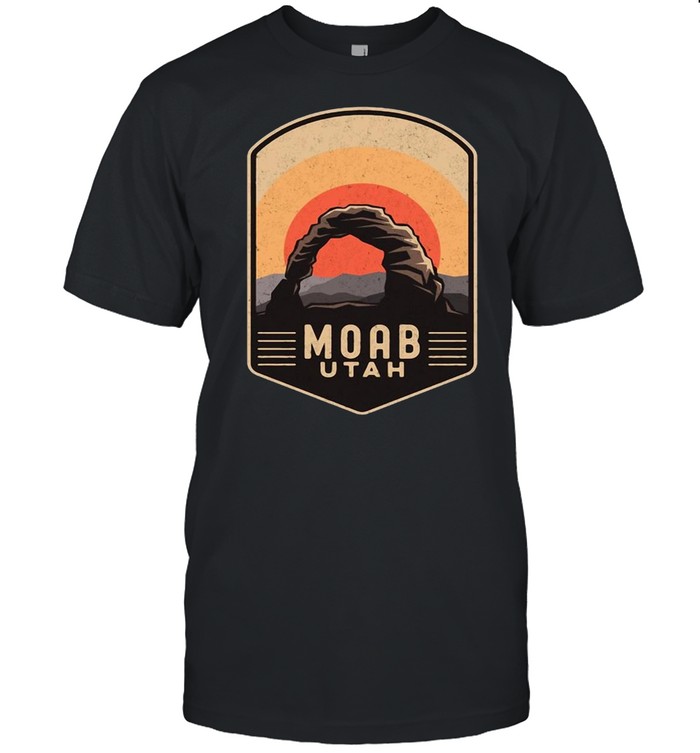 Moab Utah Zion Arches National Park Hiking Hiker Vintage T-shirt