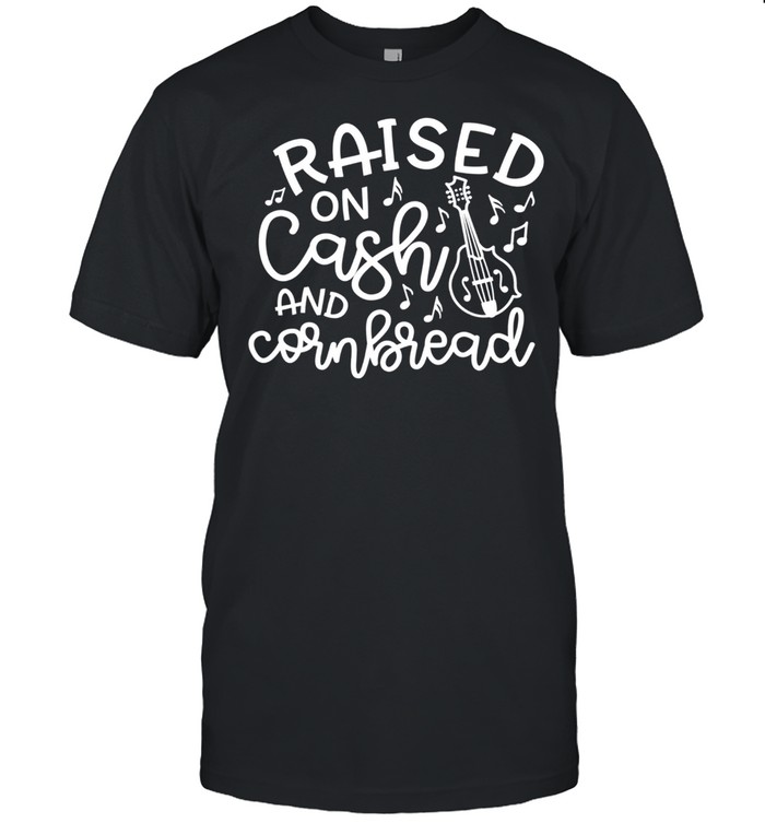 Raised On Cash and Cornbread Country Music Cute shirt Classic Men's T-shirt