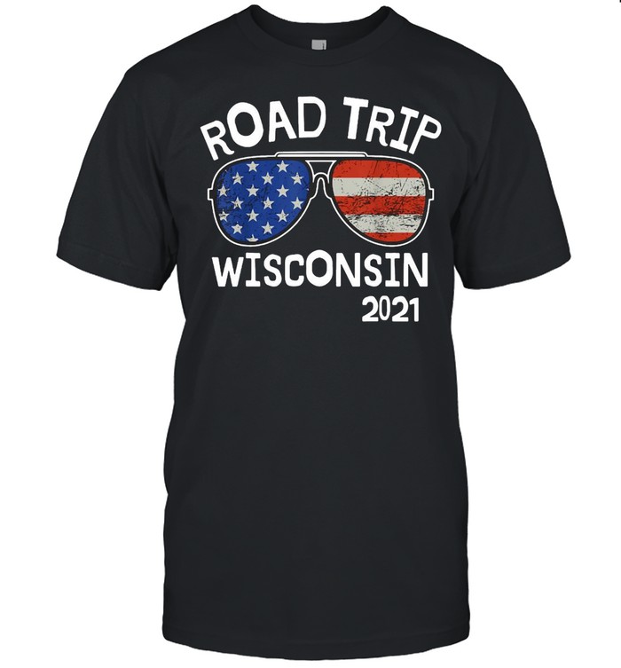 Road Trip Wisconsin 2021 Vacation Family Friends Matching T-shirt Classic Men's T-shirt