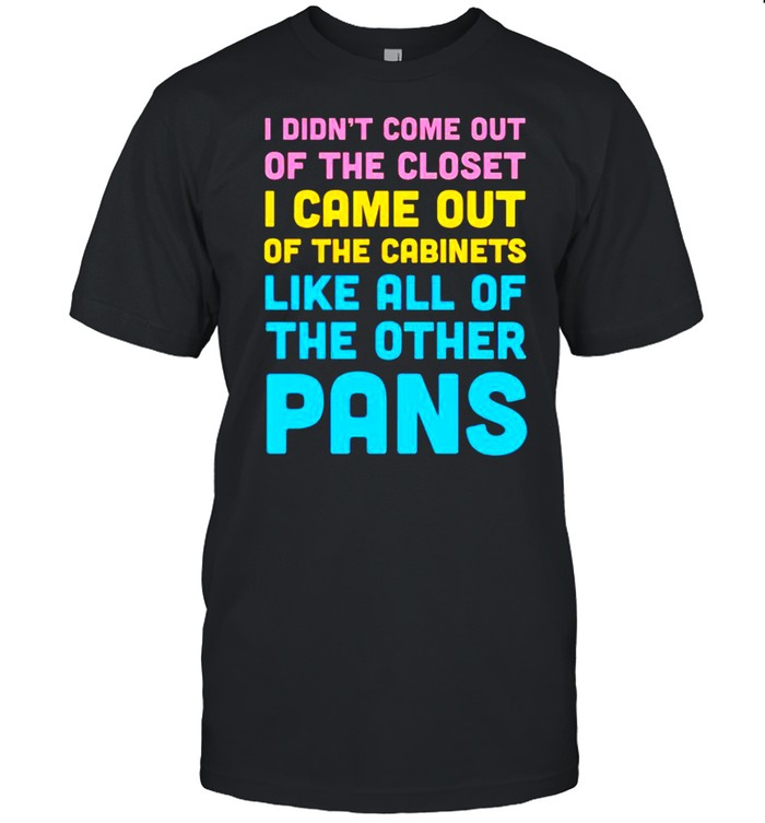 I didn’t come out of the closet I came out of the cabinets shirt Classic Men's T-shirt