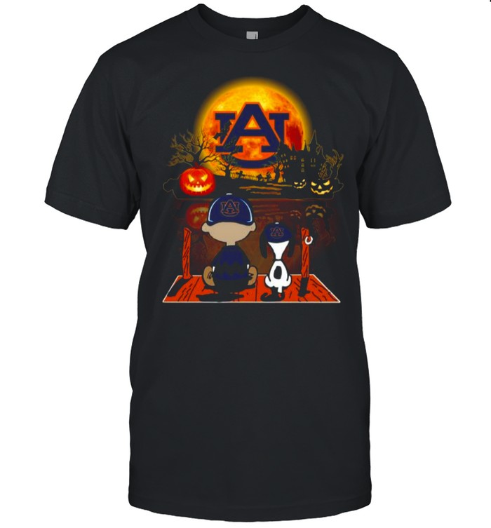Snoopy and Charlie Brown Pumpkin Auburn Tigers Halloween Moon shirt Classic Men's T-shirt