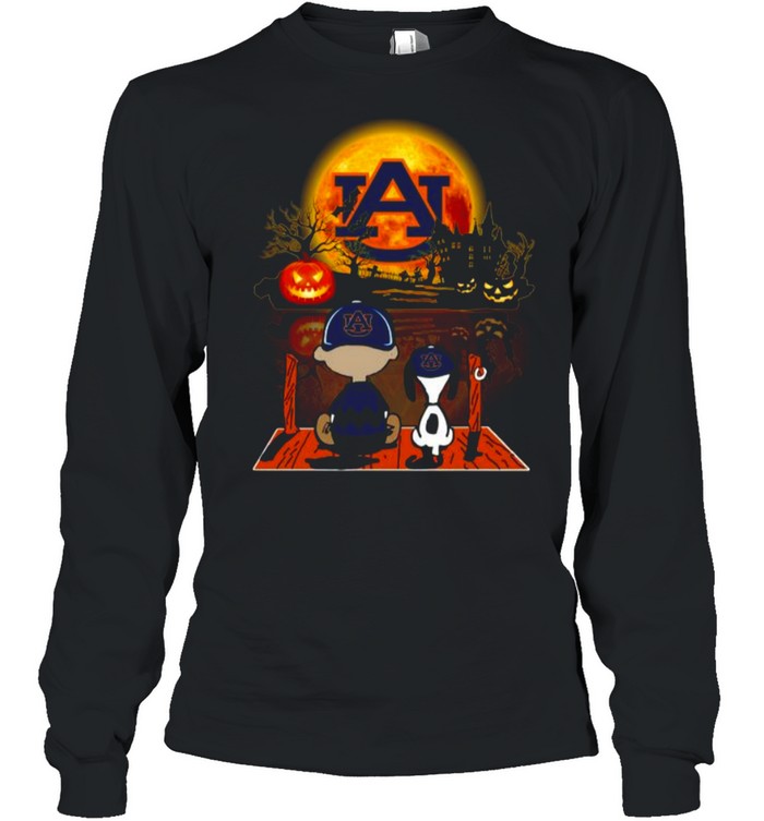 Snoopy and Charlie Brown Pumpkin Auburn Tigers Halloween Moon shirt Long Sleeved T-shirt