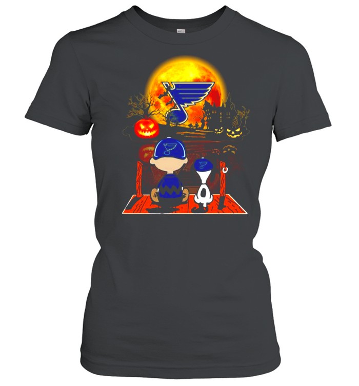 Snoopy and Charlie Brown Pumpkin St. Louis Blues Cardinals Halloween Moon shirt Classic Women's T-shirt