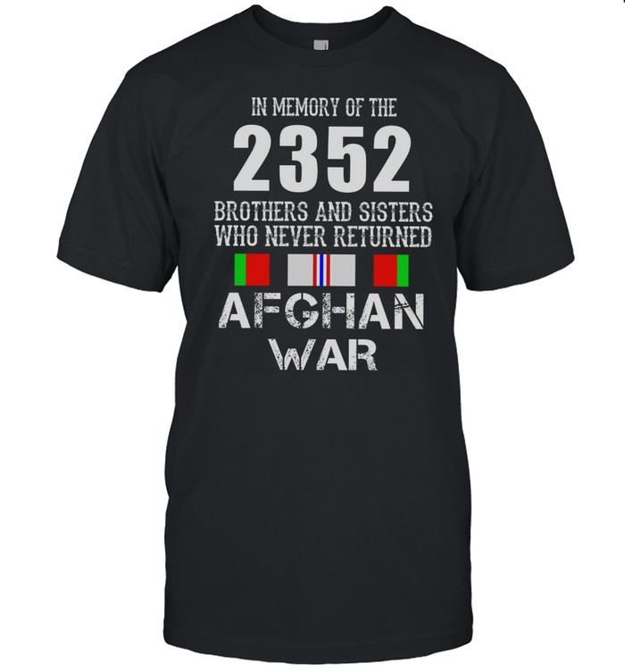 In memory of the 2352 brothers and sisters who never retired afghan war shirt Classic Men's T-shirt