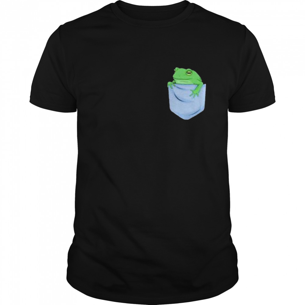 pocket frog in the breast shirt
