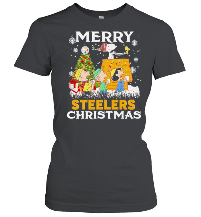 The Peanuts Snoopy And Friend Merry Steelers Christmas  Classic Women's T-shirt
