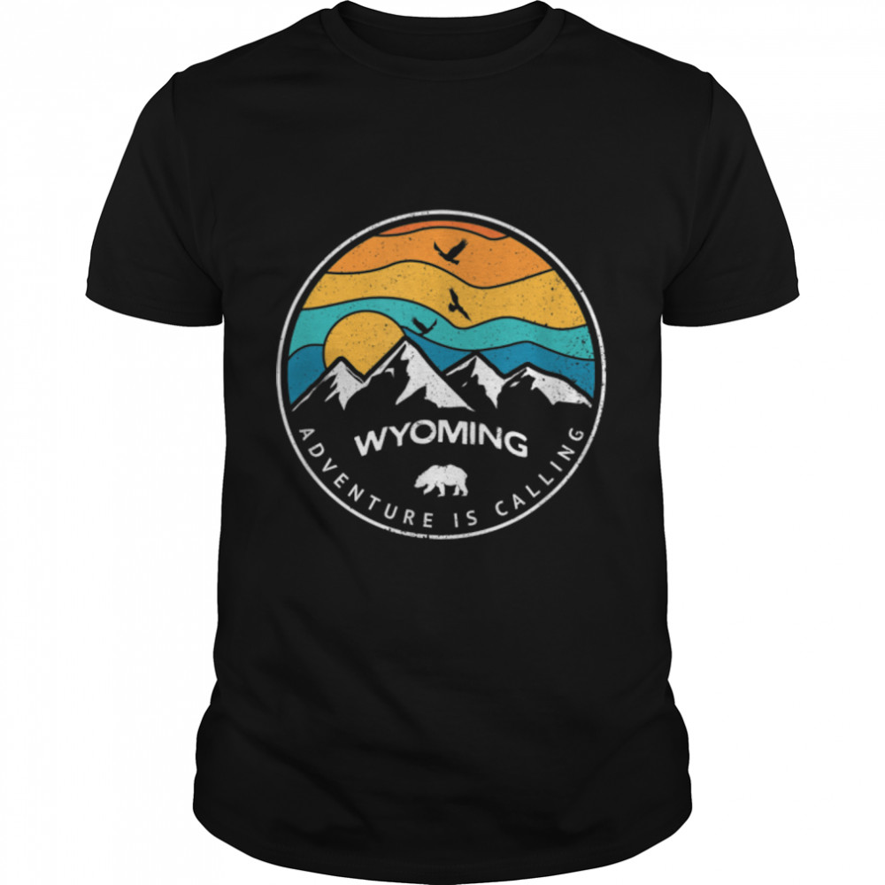 Wyoming Retro Vintage Mountain Outdoors State Graphic T- B09W8TZBZF Classic Men's T-shirt