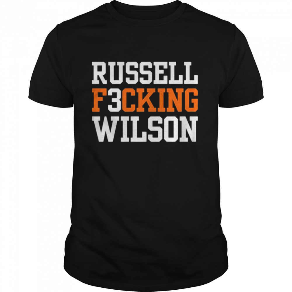 Russell wilson seattle seahawks to denver broncos shirt Classic Men's T-shirt