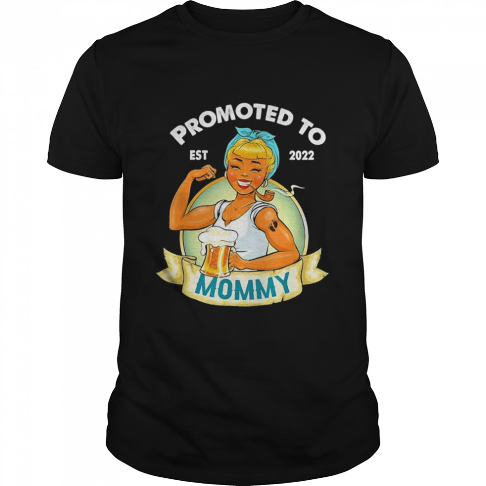Promoted to mommy est 2022 first time grandma mothers day shirt Classic Men's T-shirt