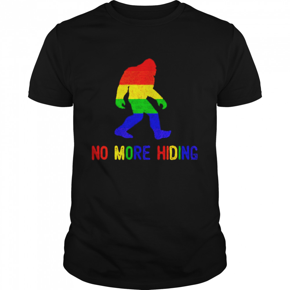 LGBT Bigfoot No More Hiding  Classic Men's T-shirt