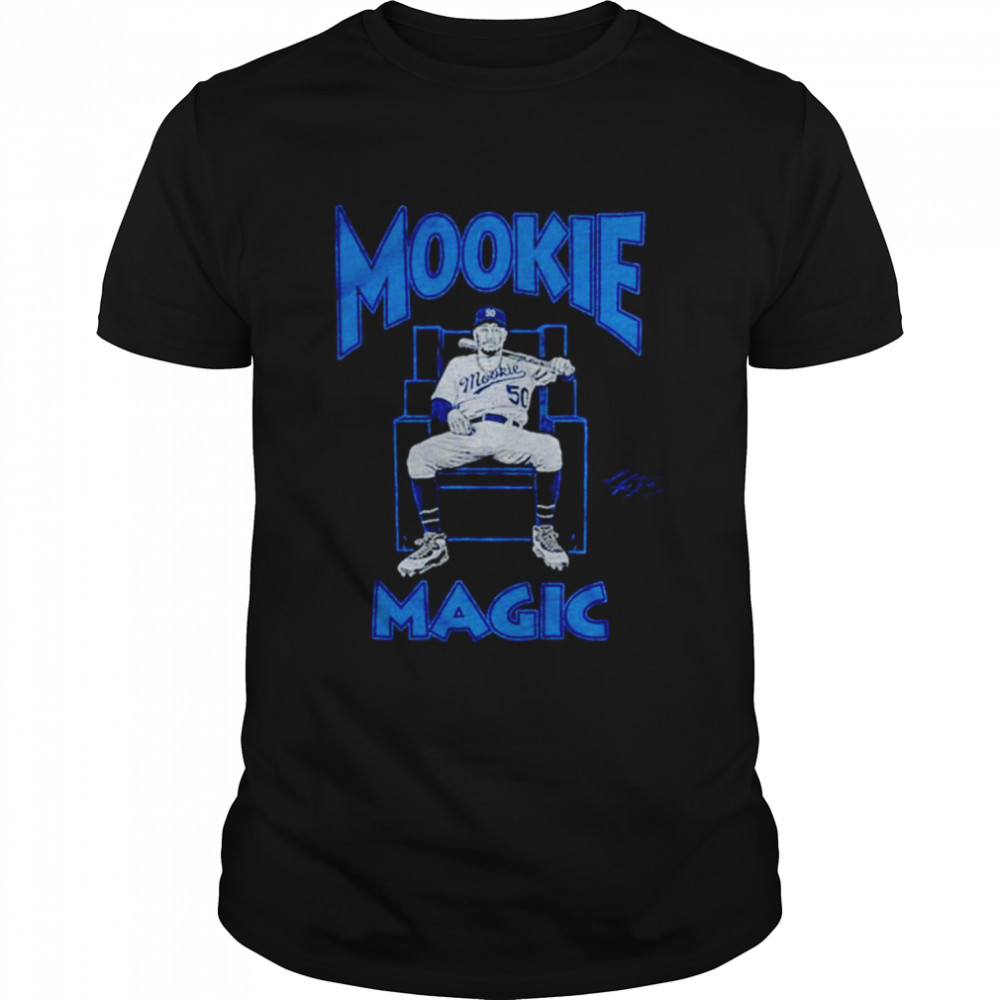 Mookie Magic Mookie Betts Los Angeles Dodgers signature shirt Classic Men's T-shirt