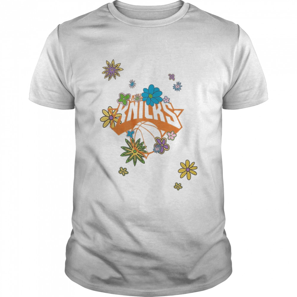 New York Knicks NBA Flower Power Logo  Classic Men's T-shirt