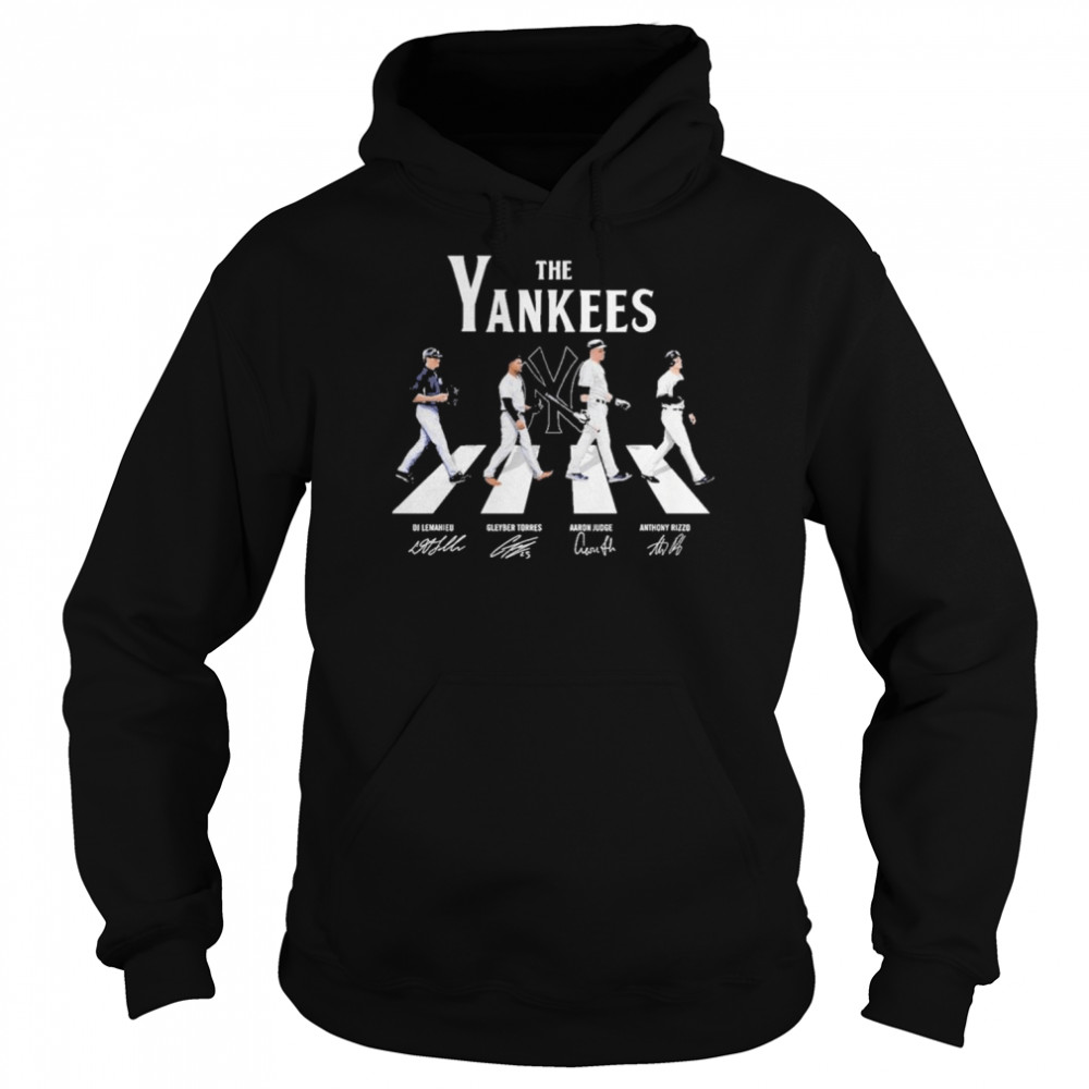 The New York Yankees Baseball Players Abbey Road Signatures T-Shirt, 2022 New  York Yankees Shirt Gift Fan - Fashions Fade, Style Is Eternal