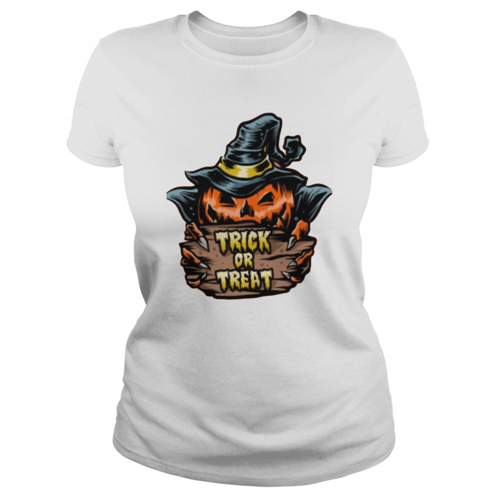 Witch Pumpkins Shost Design For Halloween Trick Or Treat  shirt Classic Women's T-shirt