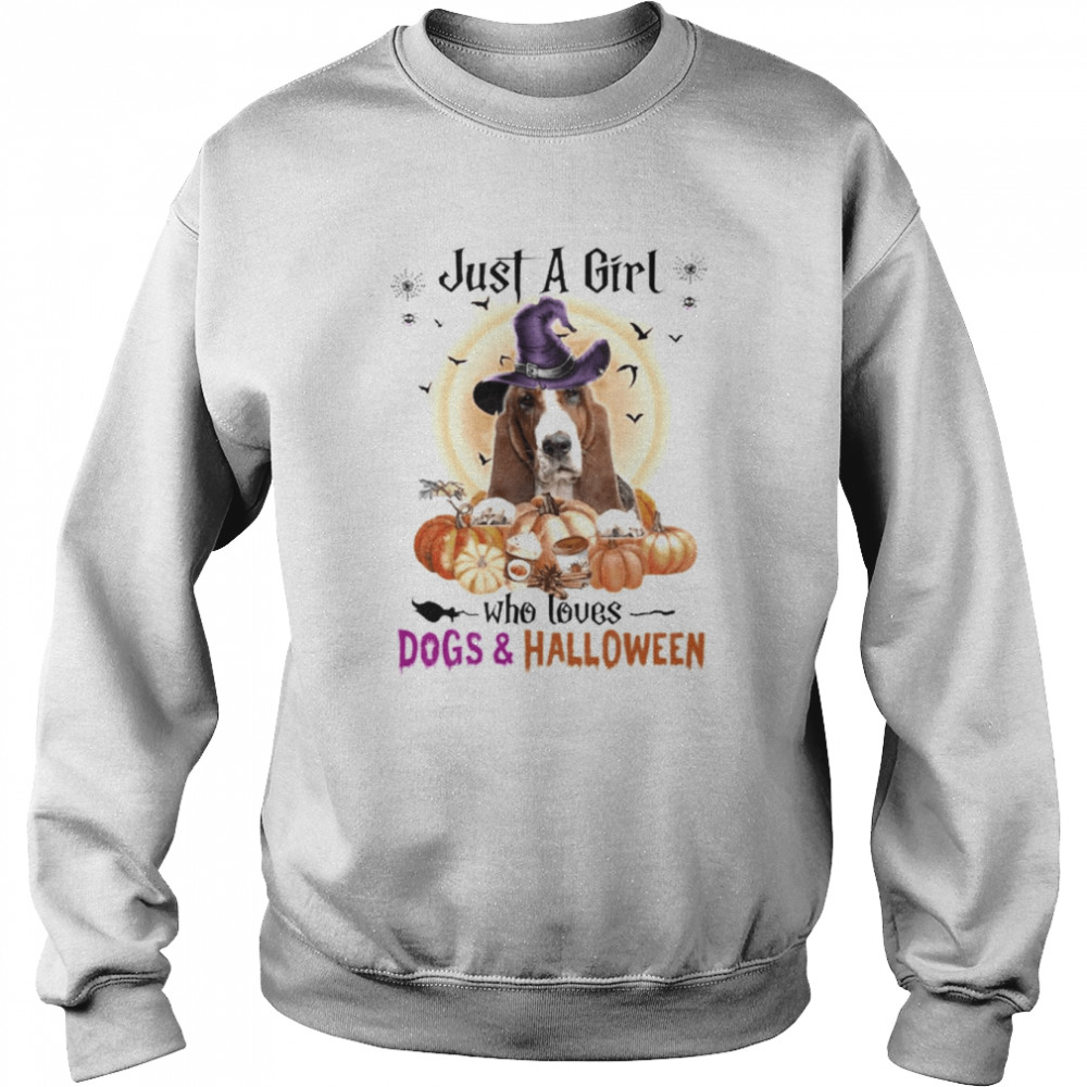 Basset Hound Just A Girl Who Loves Dogs And Halloween  Unisex Sweatshirt