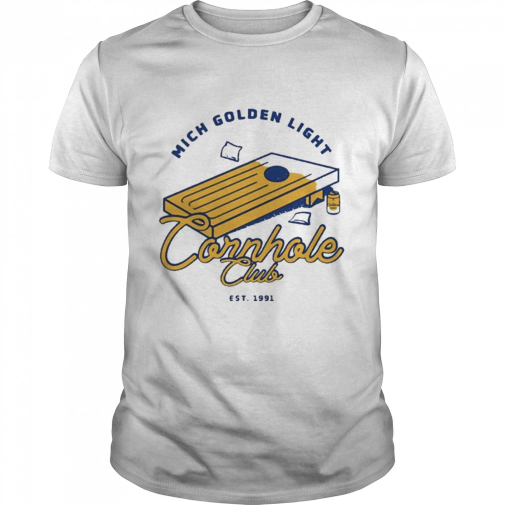 Mich Golden Light Cornhole Club Est 1991  Classic Men's T-shirt