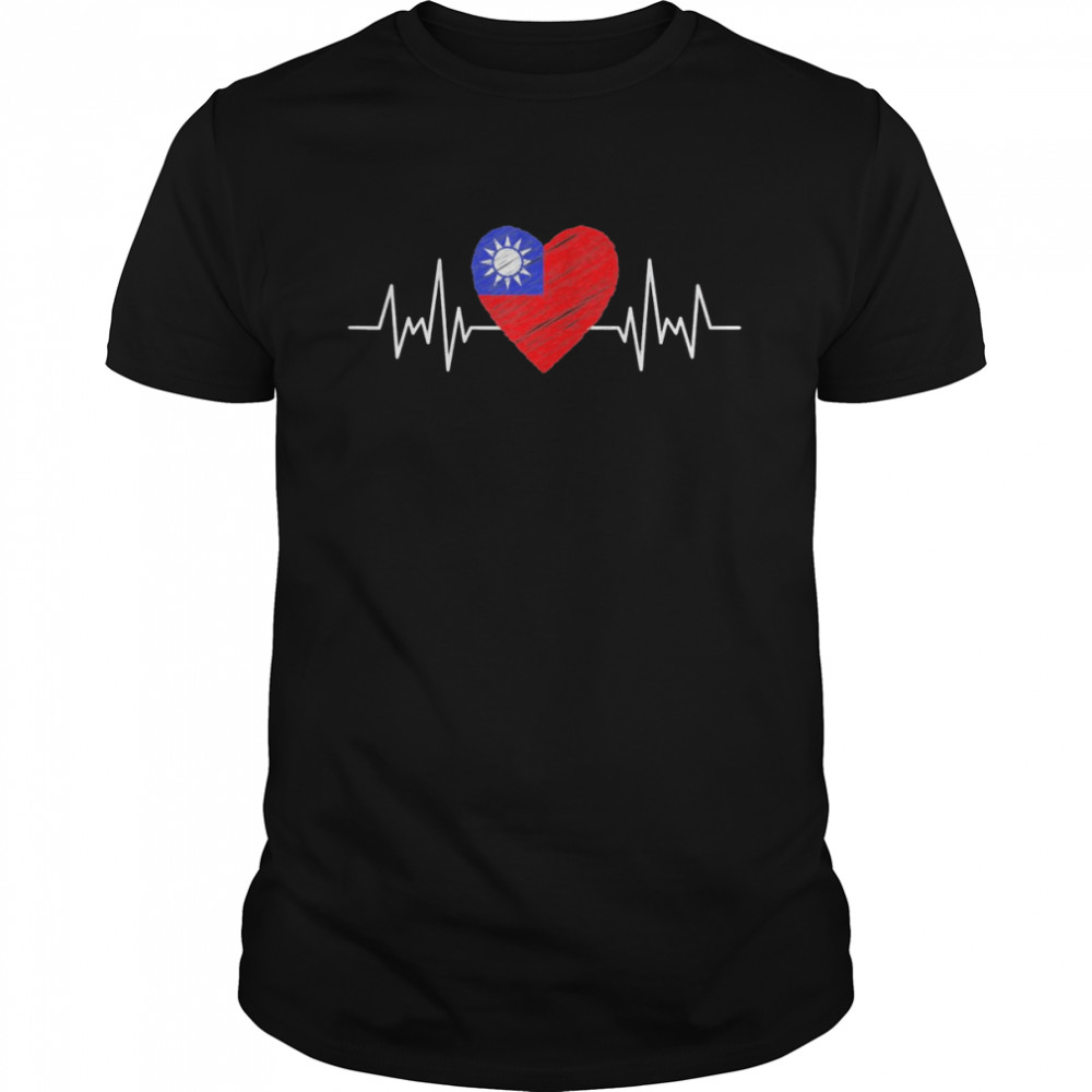 Taiwan Flag With Heartbeat Pride Grunge Taiwanese Flag T- Classic Men's T-shirt