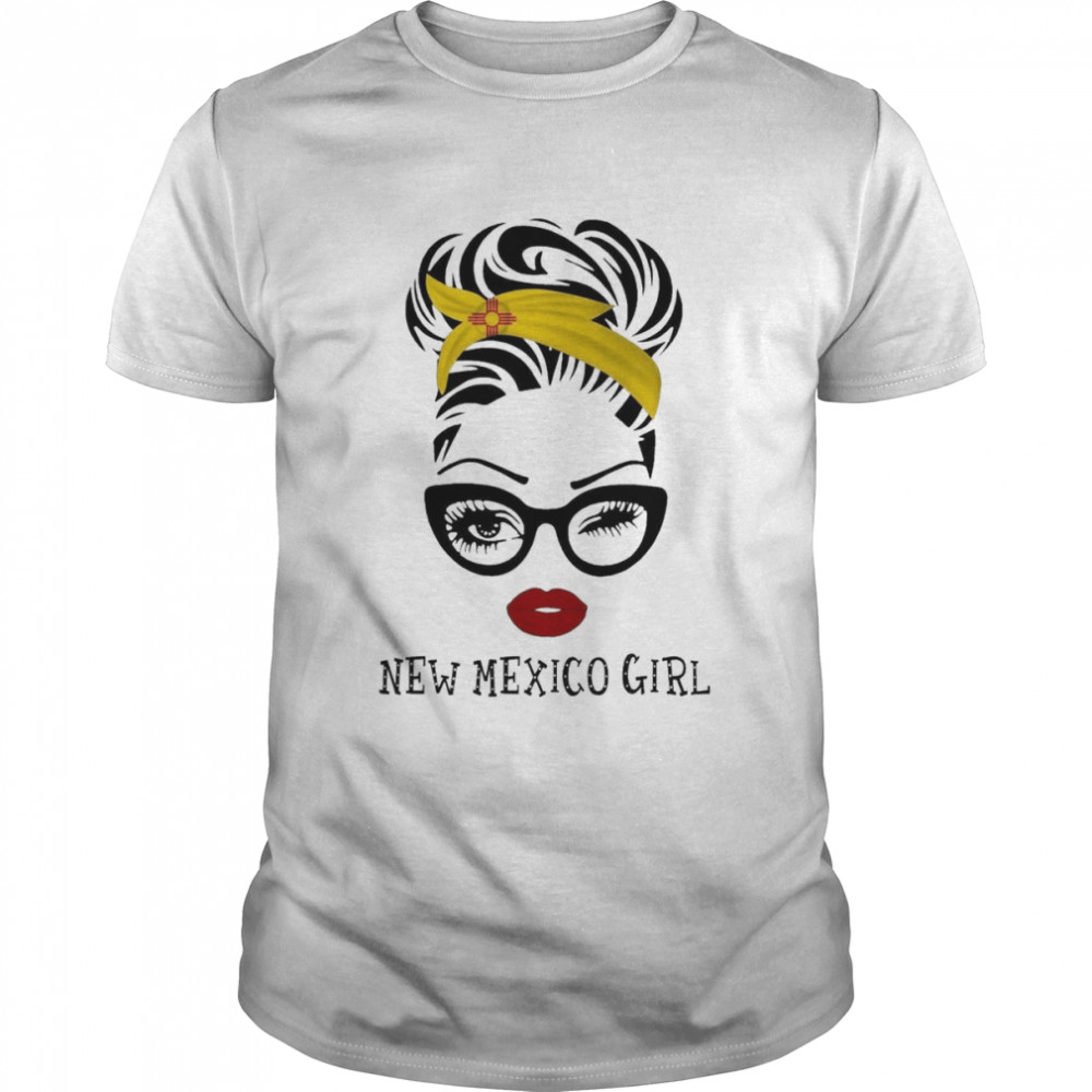 Wink Eyes New Mexico Girl  Classic Men's T-shirt