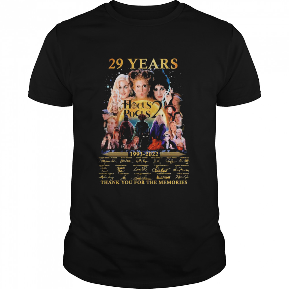 29 years 1993-2022 Hocus Pocus 2 signatures thank you for the memories shirt Classic Men's T-shirt