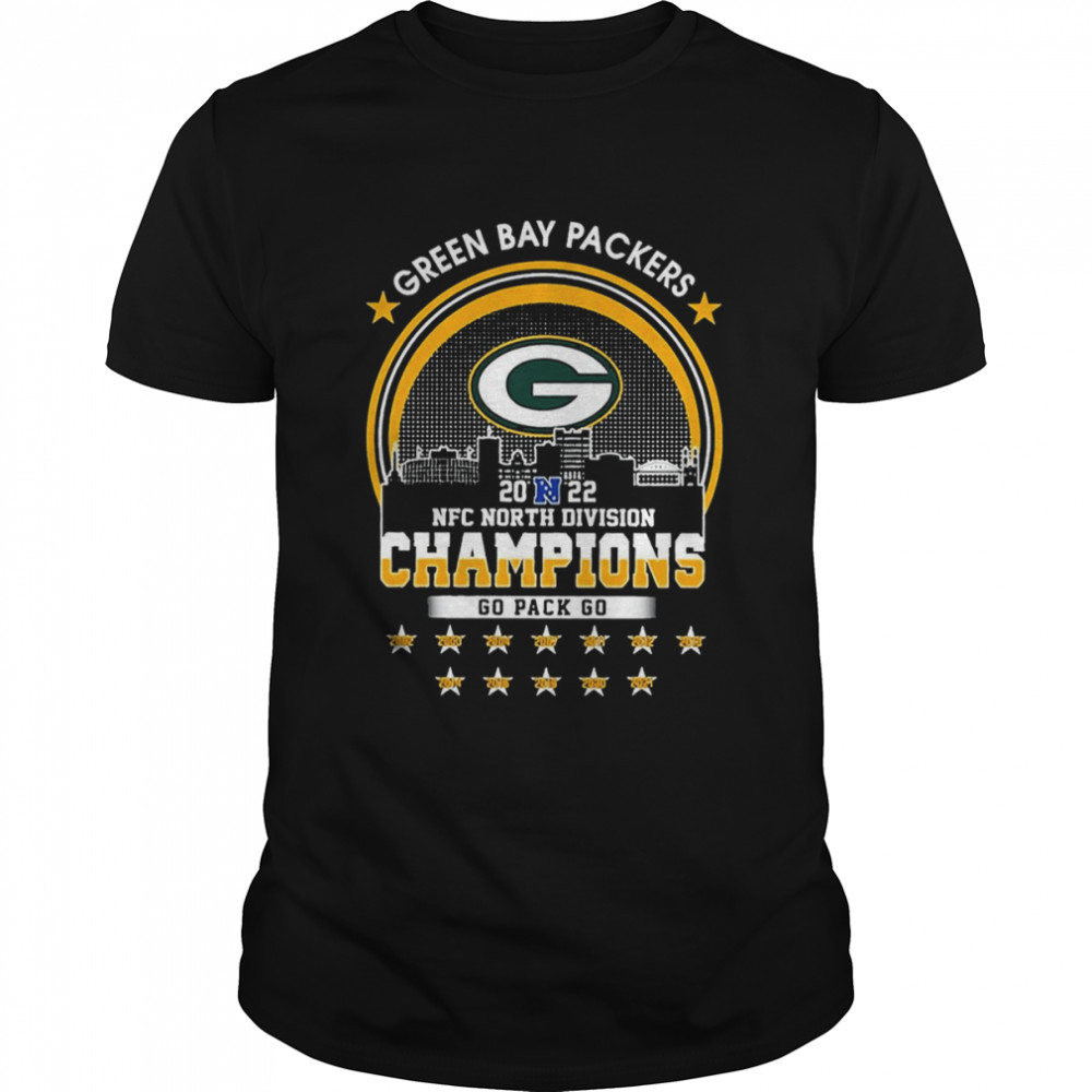 Green Bay Packers 2022 North Division Champs Trophy Green Bay Packers T- Classic Men's T-shirt