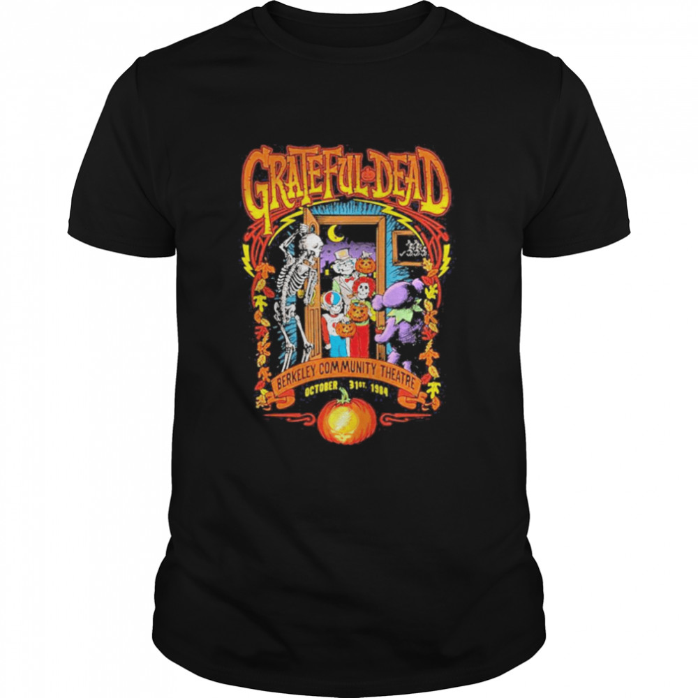 Trick or Treat Grateful Dead Halloween  Classic Men's T-shirt