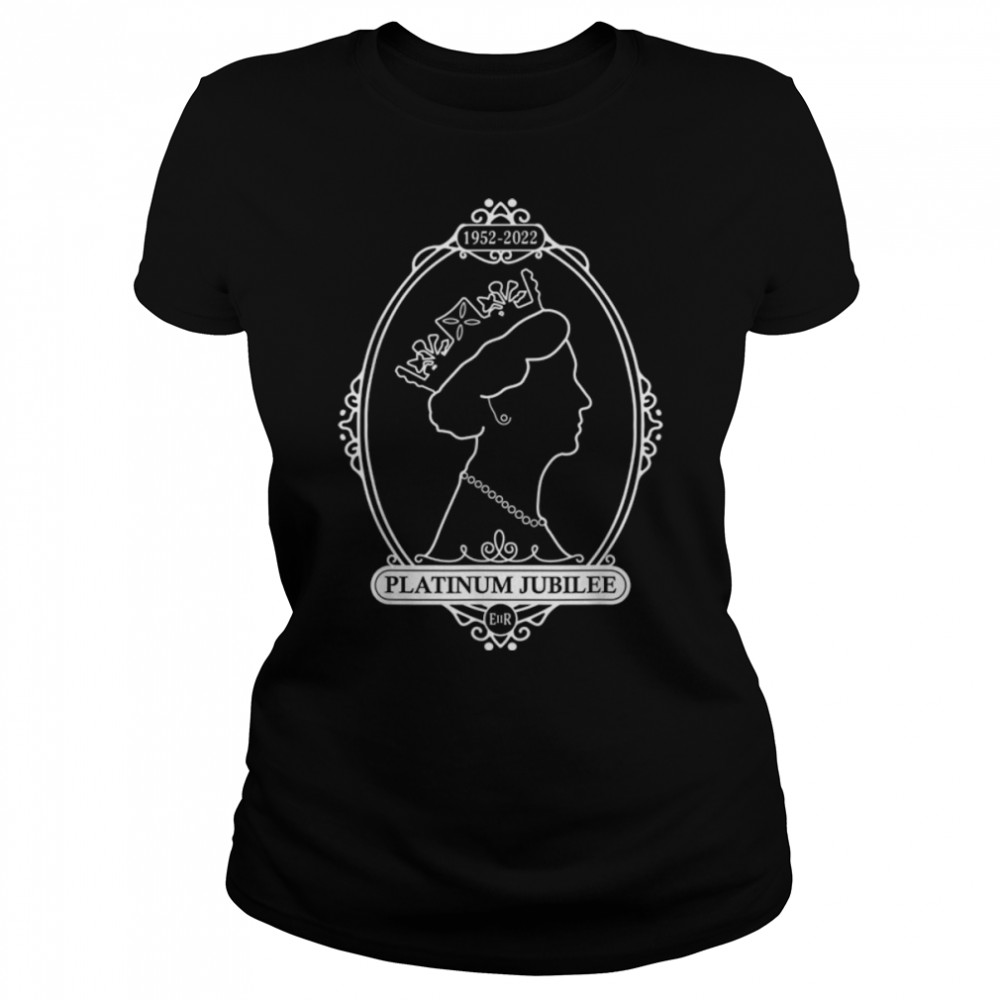Platinum Jubilee British Monarch Queen 70 Years 2022 Jubilee T- B09S7JMRN6 Classic Women's T-shirt