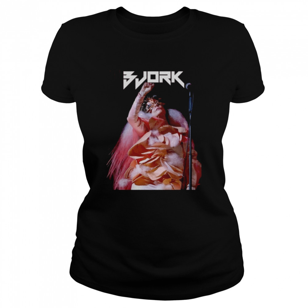 Bjork Aesthetic Vintage Music shirt Classic Women's T-shirt