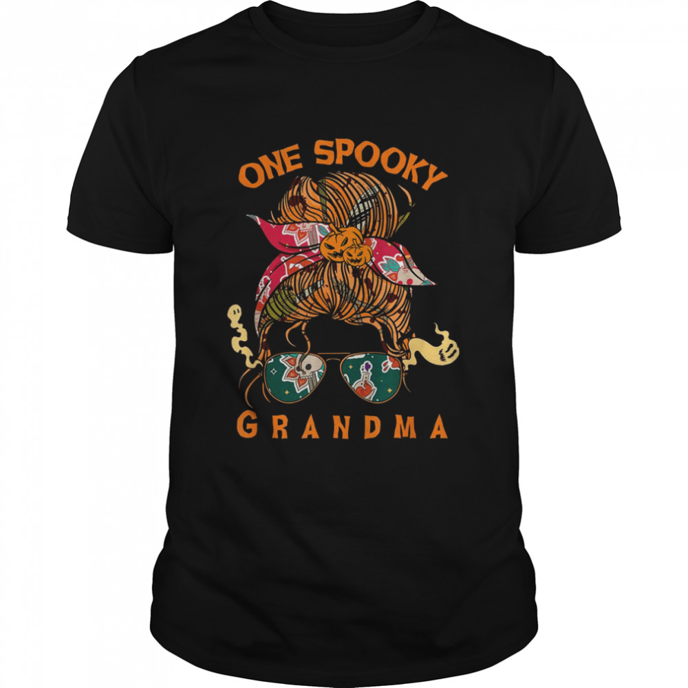 One Spooky Grandma Bandana Grandma Halloween T-Shirt