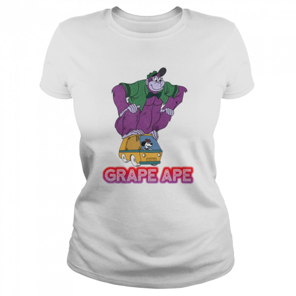 70s Cartoon Grape Ape Giant Gorilla On Van With His Canine Pal Beegle Beagle shirt Classic Women's T-shirt