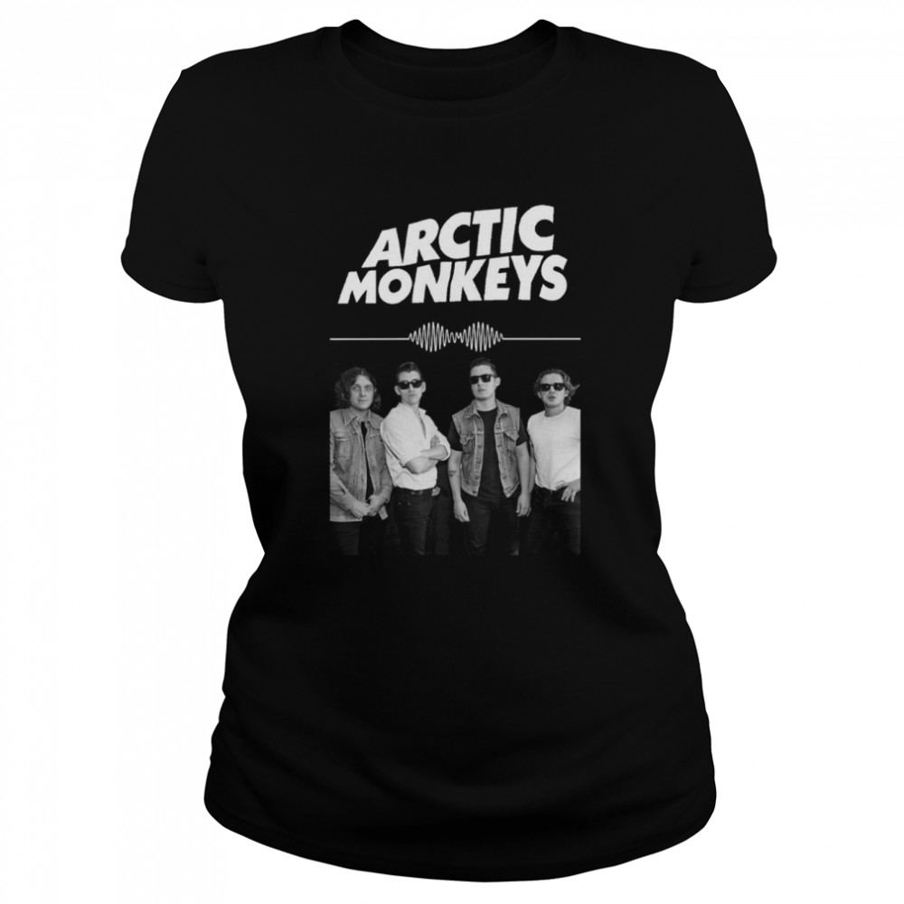 Graphic Band Members Arctic Monkeys Music shirt Classic Women's T-shirt