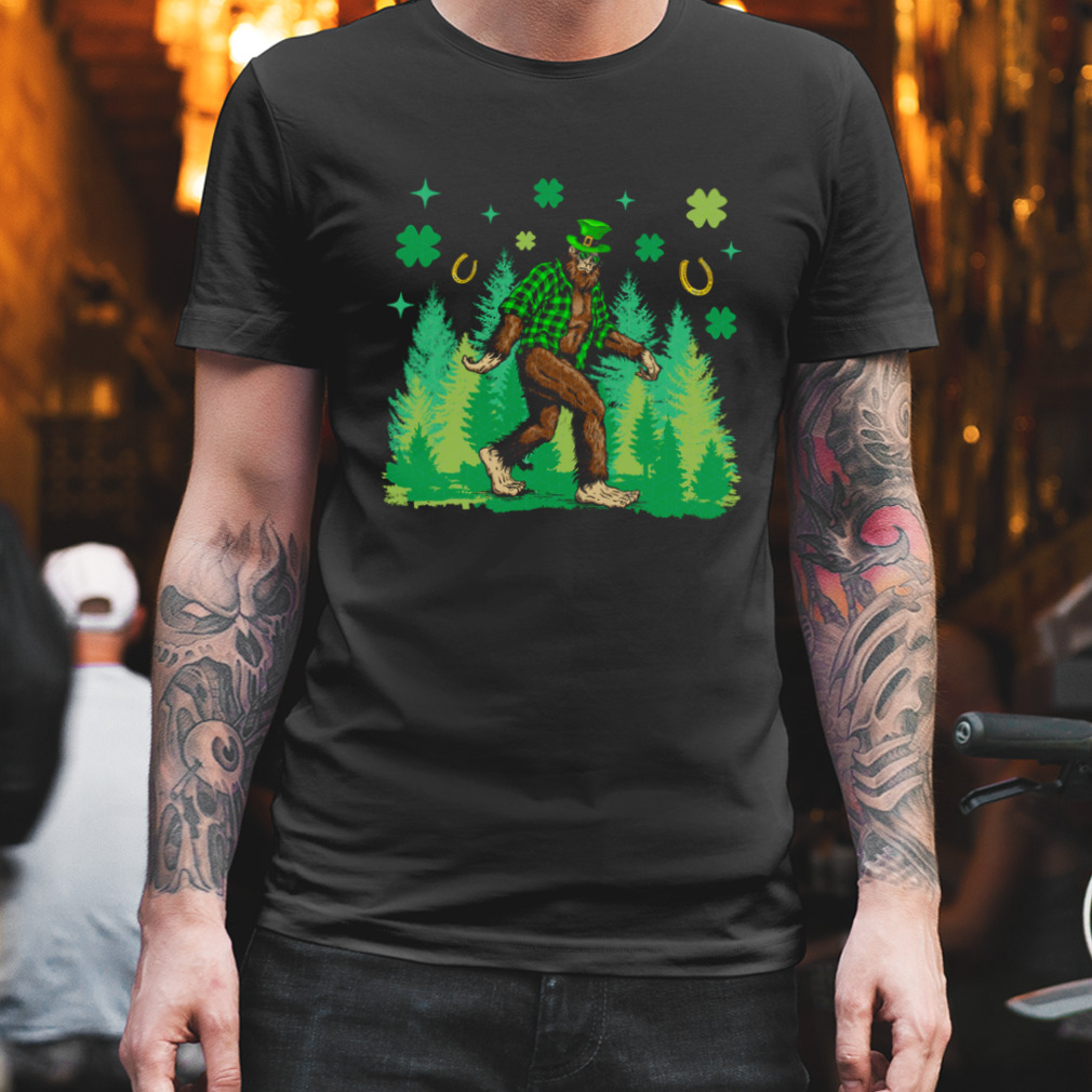 Funny Sasquatch Bigfoot St Patrick’s Day Shirt