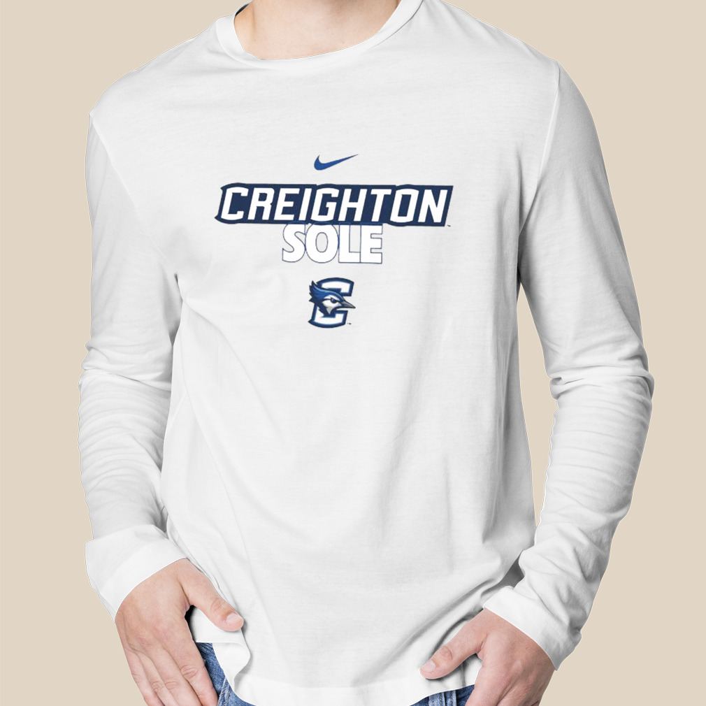 Nike Men's White Creighton Bluejays On Court Bench Long Sleeve T