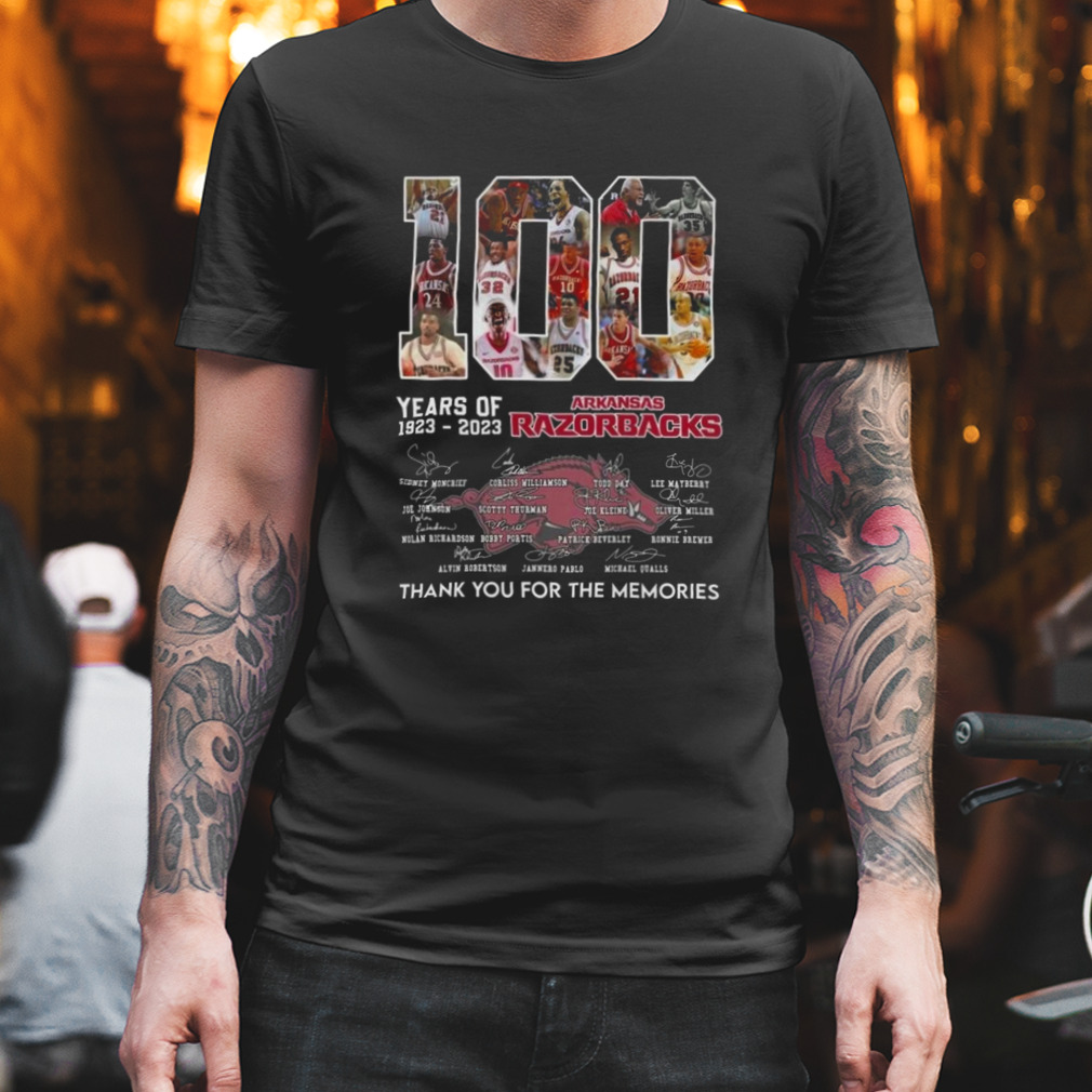 100 Years Of 1923 – 2023 Arkansas Razorbacks Thank You For The Memories Signatures Men’s Shirt