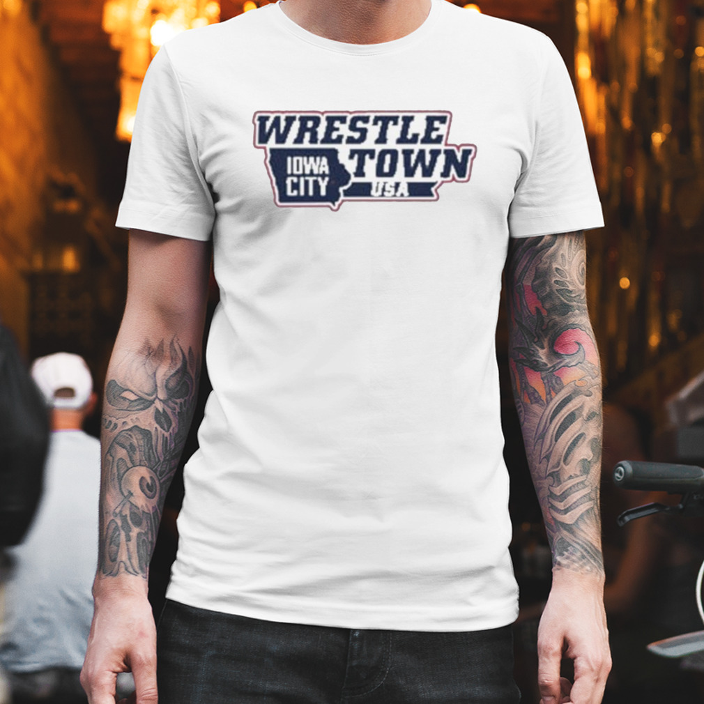 Men’s Iowa City Wrestle Town Usa Shirt