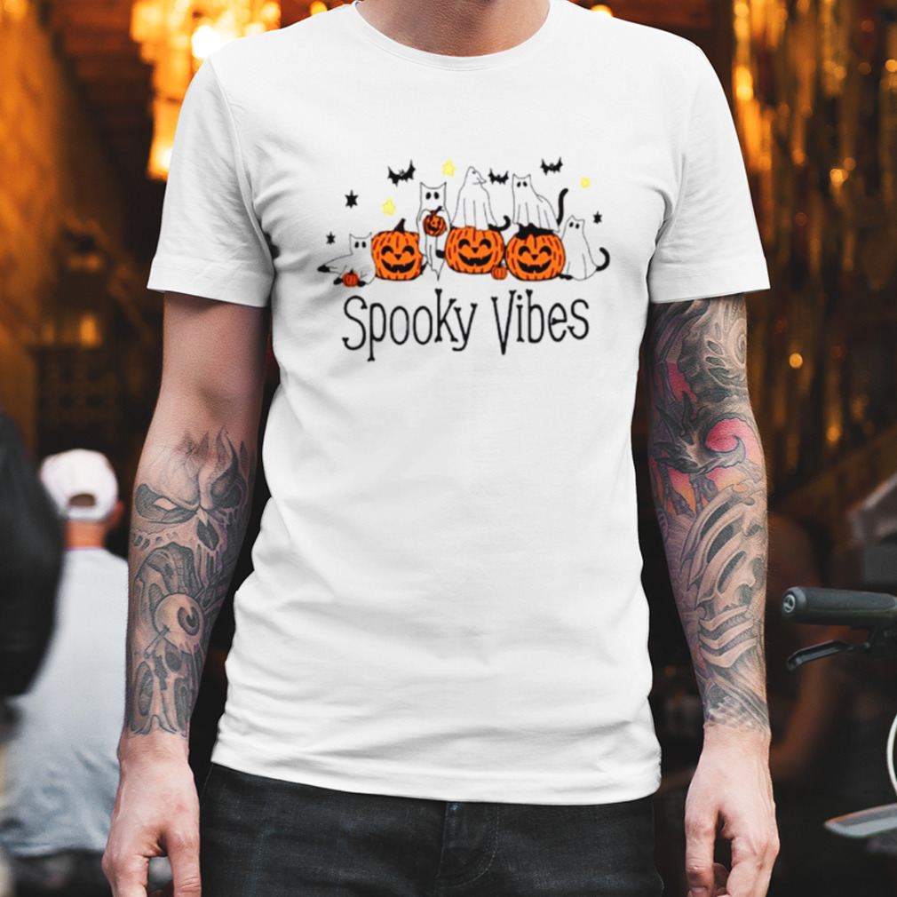 Spooky vibes cats hallowween shirt
