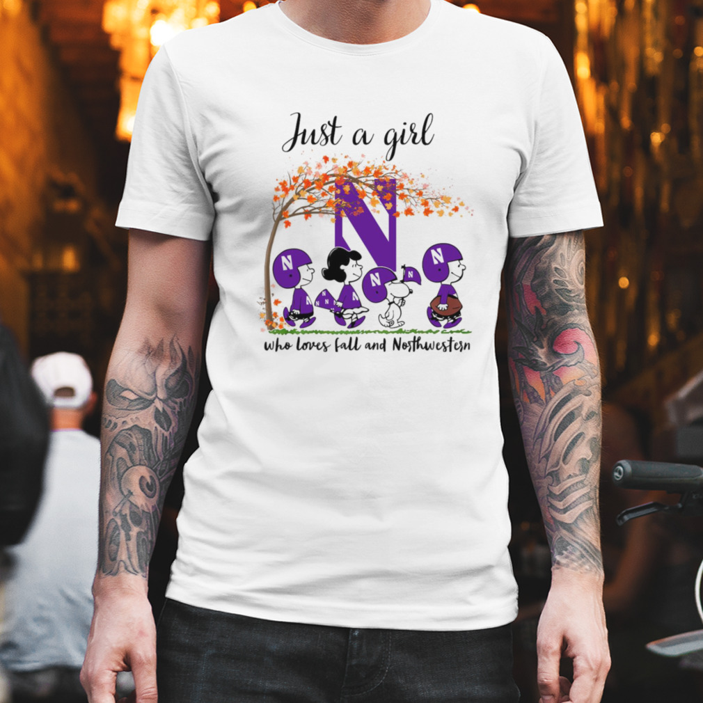 Just A Girl Who Loves Fall and Northwestern Wildcats Peanuts Cartoon Halloween T-shirt